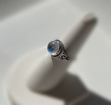 Load image into Gallery viewer, MoonStone Sterling Silver Ring