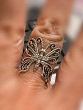 Load image into Gallery viewer, Butterfly Sterling Silver Ring