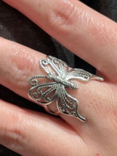 Load image into Gallery viewer, Butterfly Sterling Silver Ring