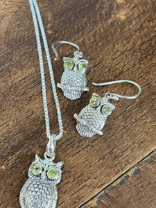 Owl Sterling Silver Earring and Pendant Set adorned with Peridot Gemstone