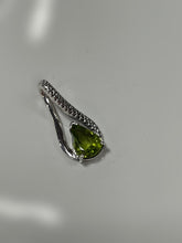 Load image into Gallery viewer, Sterling Silver Peridot Pendant