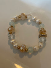Load image into Gallery viewer, Fresh Water Pearl and Glass Bead Stretch Bracelet