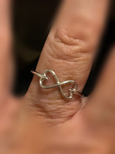 Load image into Gallery viewer, Heart Infinity Ring