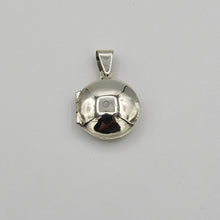 Load image into Gallery viewer, Sterling Silver Locket Pendant - Round shape